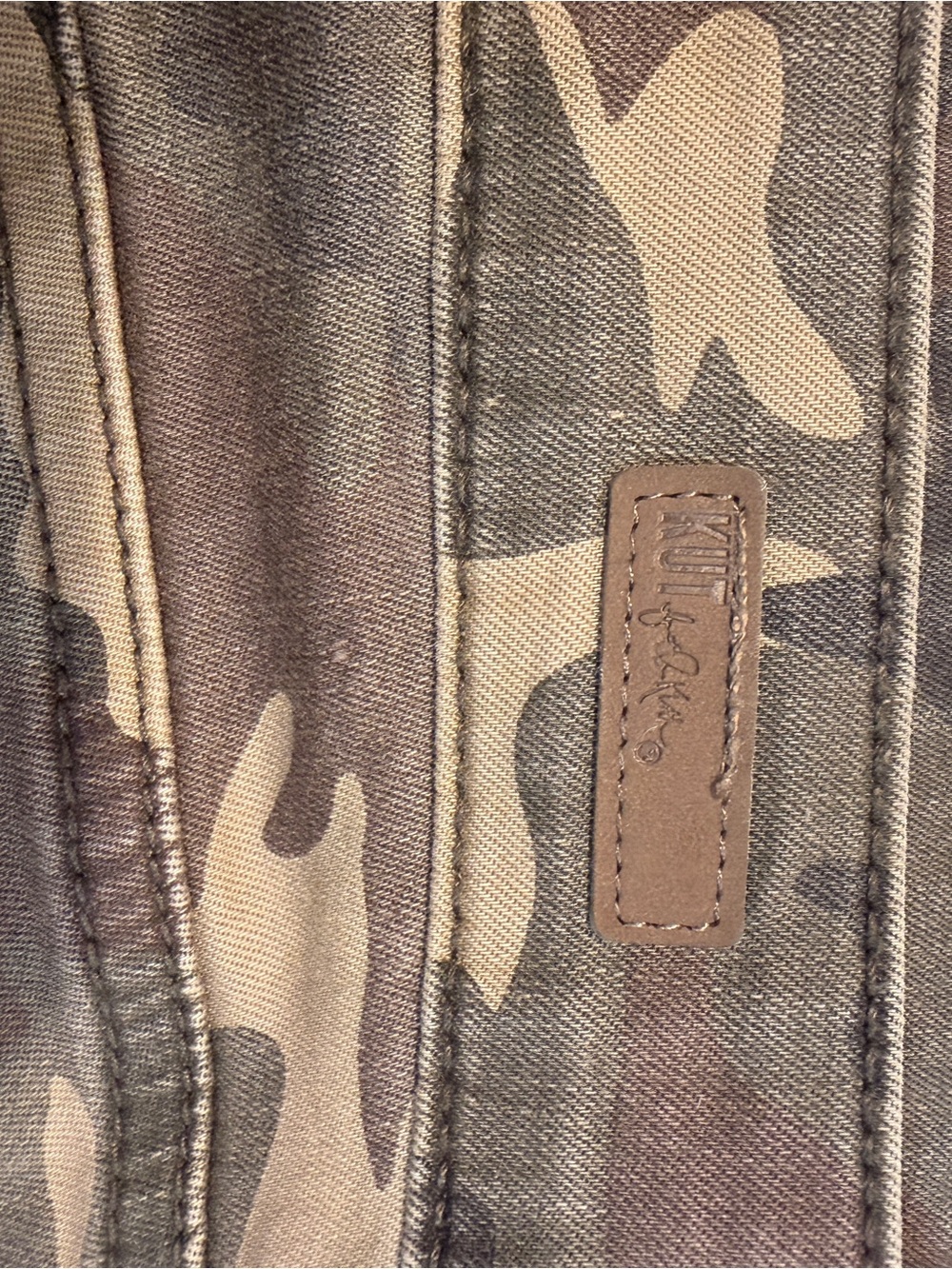 Kut from the Kloth Men's Camo Slim Straight Jeans - Olive Green and Tan - Picture 8 of 8